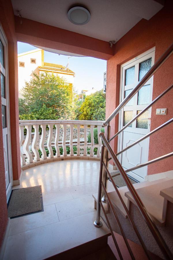 Apartments Ljubo Stari Grad  Exteriör bild